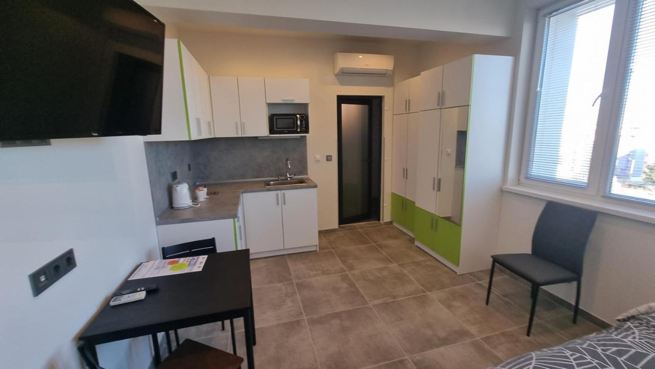 סטרה זגורה Dorm Bg Pet-Friendly Aparthotel מראה חיצוני תמונה